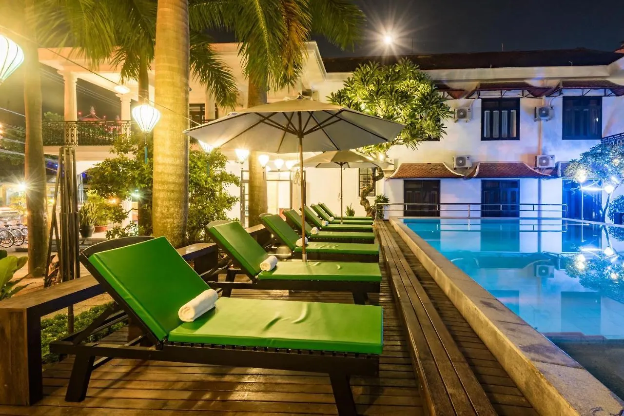 Nostalgia Hotel And Spa Hội An