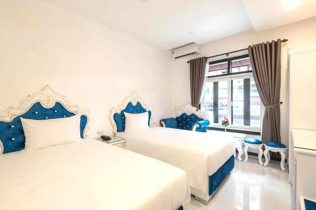 Nostalgia Hotel And Spa Hội An 3*,