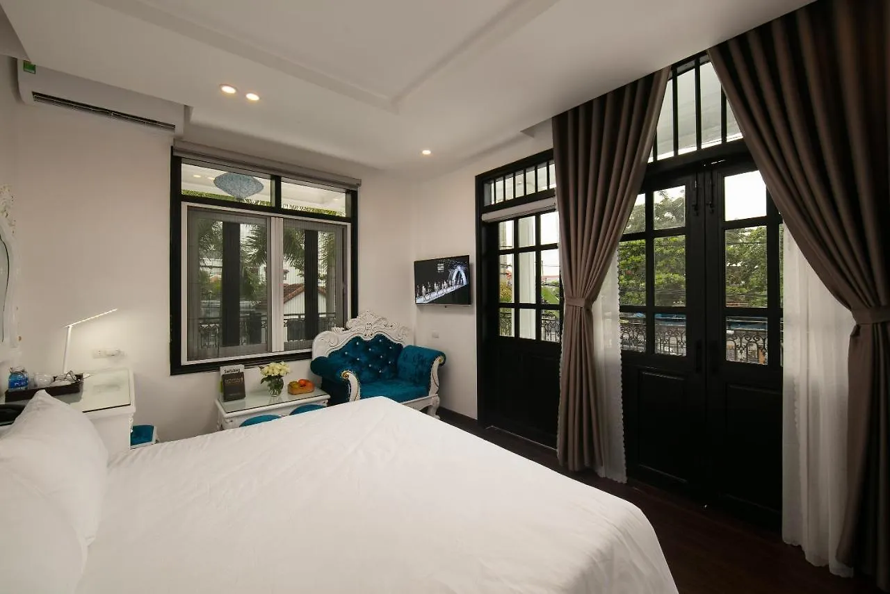 Nostalgia Hotel And Spa Hội An