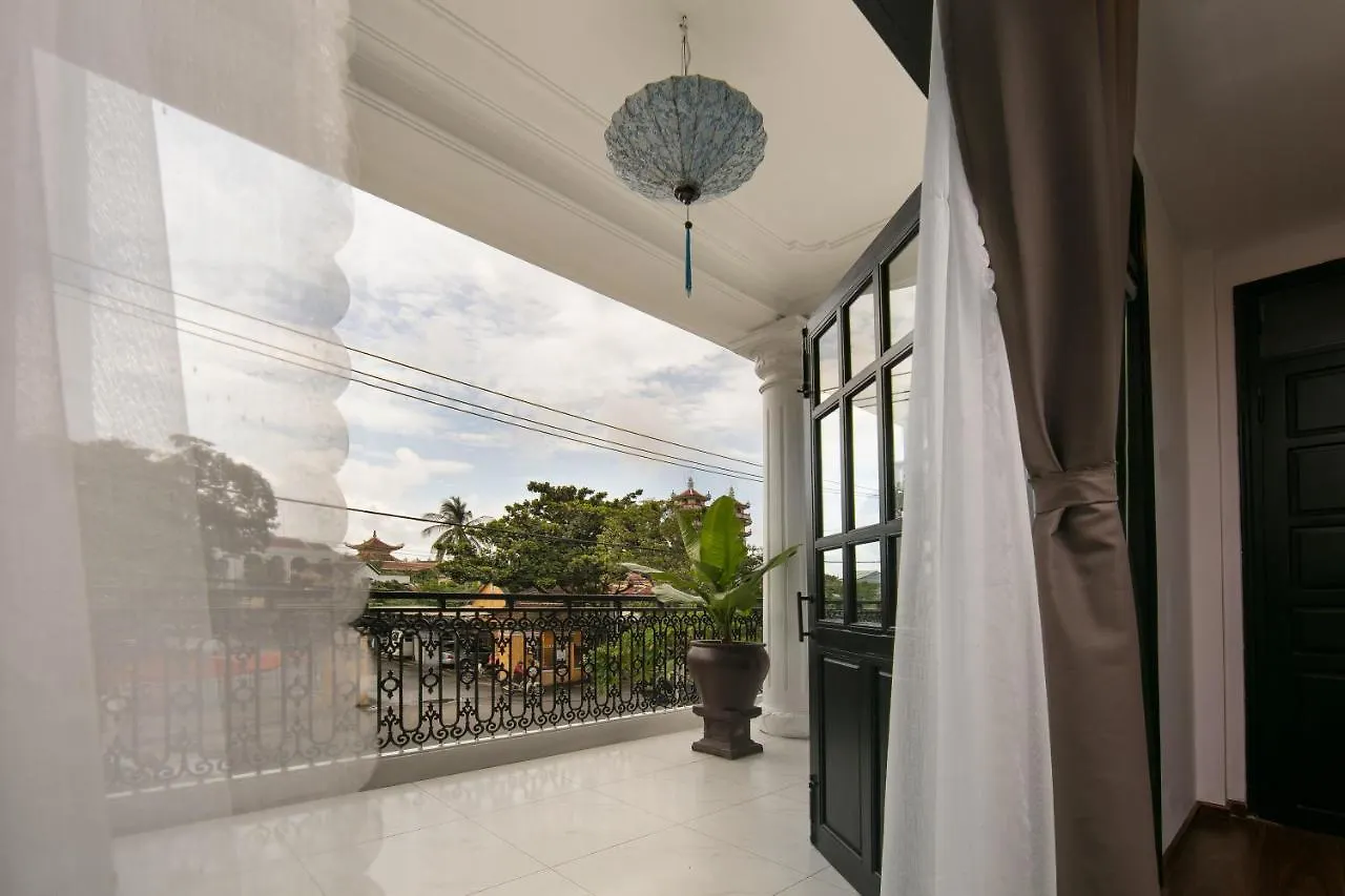 Nostalgia Hotel And Spa Hội An