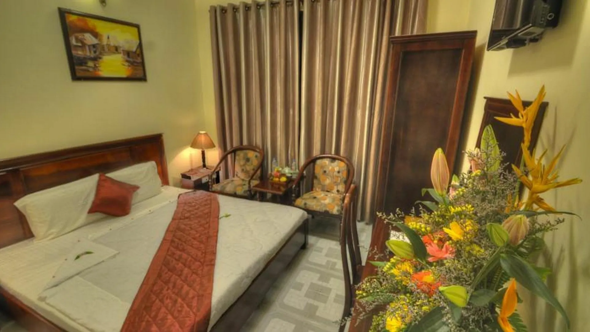Nostalgia Hotel And Spa Hội An